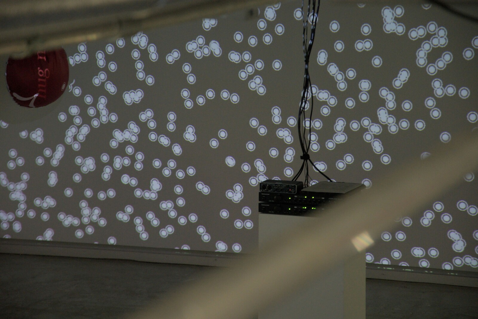 Dancing in Aquatic Vibrations