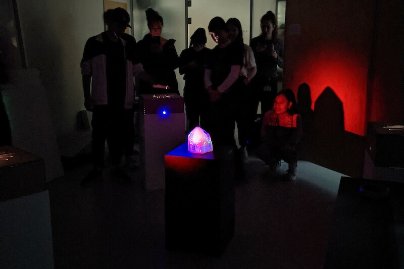 «MELTING LIGHT» by Lea Bischoff, Loïc Hommel, Mo Bünzli