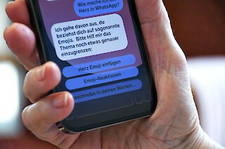 ZEIGÄ gibt nach dem Start kontextabhängige Themenvorschläge